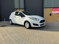 Used Ford Fiesta 75 HP (55 kW) 2015 White Van