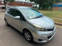 Used Toyota Yaris X-cite 69 HP (50 kW) 2013 Silver Hatchback