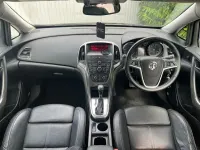 Used Vauxhall Astra Elite 165 HP (121 kW) 2011 Grey Hatchback