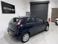 Used Fiat Punto Easy 69 HP (50 kW) 2012 Blue Hatchback