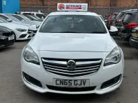 Used Vauxhall Insignia Edition 163 HP (119 kW) 2016 White Hatchback