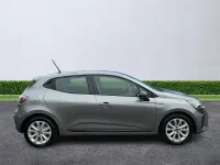Used Renault Clio V Evolution 143 HP (105 kW) 2025 Grey Hatchback