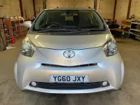 Used Toyota iQ 68 HP (50 kW) 2010 Silver Hatchback