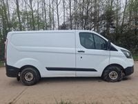 Used Ford Transit Custom 105 HP (77 kW) 2018 White Van