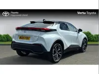 Used Toyota C-HR 140 HP (102 kW) 2025 White SUV