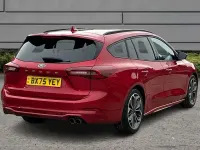 Used Ford Focus ST-Line X 153 HP (112 kW) 2025 Red Estate