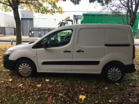Used Citroën Berlingo 100 HP (73 kW) 2016 White MPV