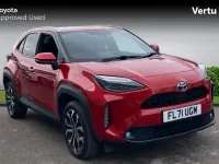 Used Toyota Yaris Hybrid Design 116 HP (85 kW) 2021 Scarlet flare (pearlescent paint) Estate