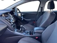 Used Ford Focus Titanium 115 HP (84 kW) 2014 Moondust silver Hatchback