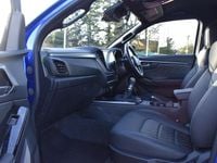 Second-hand Isuzu D-Max 163 CP (119 kW) 2025 Albastru Pickup