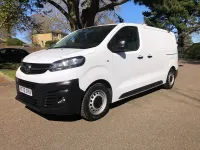 Used Vauxhall Vivaro S 100 HP (73 kW) 2023 White MPV