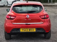 Used Renault Clio Dynamique 90 HP (66 kW) 2013 Red Hatchback