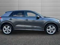 Usado Audi Q2 S-Line 150 CV (110 kW) 2025 Gris SUV