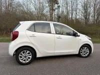 Used Kia Picanto 2018 White Hatchback
