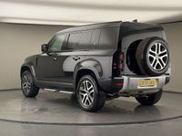 Used Land Rover Defender SE 250 HP (183 kW) 2022 Santorini black SUV