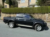 Usado Mitsubishi L200 Warrior 113 HP (83 kW) 2003 Preto Pickup