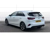 Used Kia Ceed 118 HP (86 kW) 2019 White Hatchback
