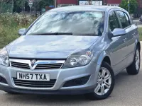 Used Vauxhall Astra Design Edition 138 HP (101 kW) 2008 Silver Hatchback