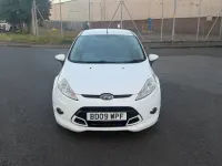 Used Ford Fiesta Zetec 2009 White Hatchback