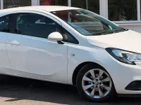 Used Vauxhall Corsa 75 HP (55 kW) 2018 White Hatchback