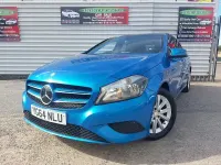 Used Mercedes A180 SE 2014 Blue Hatchback