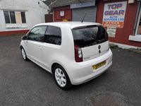 Used Skoda Citigo Colour Edition 60 HP (44 kW) 2019 White Hatchback