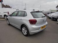 Used VW Polo SE 65 HP (47 kW) 2018 Silver Hatchback