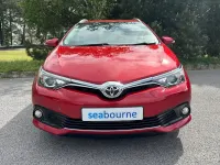 Used Toyota Auris Business Edition 116 HP (85 kW) 2016 Red Estate