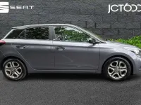 Used Hyundai i20 83 HP (61 kW) 2020 Grey Hatchback
