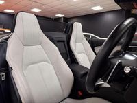 Usado Jaguar F-Type R-Dynamic 450 HP (330 kW) 2020 Azul Cabrios