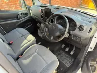 Used Citroën Berlingo 75 HP (55 kW) 2016 White MPV