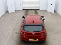 Used Hyundai i30 SE 120 HP (88 kW) 2017 Red Hatchback