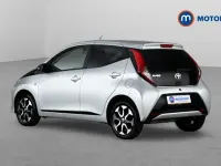 Used Toyota Aygo Trend 72 HP (52 kW) 2019 Silver Hatchback