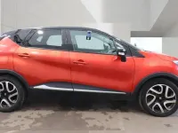 Used Renault Captur Signature 90 HP (66 kW) 2015 Red/black SUV