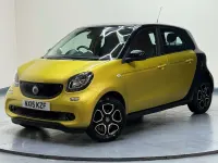 Używany Smart ForFour Premium 71 KM (52 kW) 2015 Żółty Hatchback