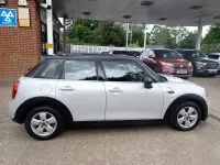 Used Mini Cooper Classic 136 HP (100 kW) 2019 Silver Hatchback