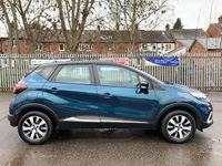 Second-hand Renault Captur Play 90 CP (66 kW) 2019 Albastru SUV