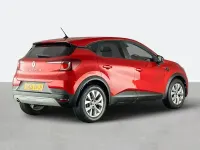 Używany Renault Captur Iconic 140 KM (102 kW) 2021 Czerwony SUV