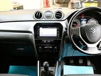 Used Suzuki Vitara SZ-T 111 HP (81 kW) 2019 White SUV