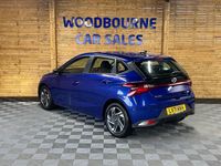 Used Hyundai i20 100 HP (73 kW) 2021 Blue Hatchback