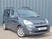 Usado Citroën Berlingo Flair 110 HP (80 kW) 2018 Cinzento Monovolume