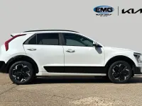 Used Kia e-Niro 150 kW (204 HP) 2023 White SUV