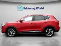 Używany MG HS Exclusive 162 KM (119 kW) 2022 Czerwony SUV