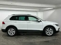 Używany VW Tiguan Life 150 KM (110 kW) 2023 Biały SUV