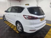 Used Ford S-MAX Titanium 150 HP (110 kW) 2017 White MPV