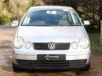 Used VW Polo 75 HP (55 kW) 2004 Silver Hatchback