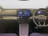 Usado Cupra Born 150 kW (204 CV) 2023 Gris Utilitario