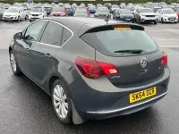Gebraucht Vauxhall Astra Elite 115 PS (84 kW) 2014 Grau Kleinwagen