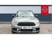 Usado Mini Cooper Countryman Classic 134 CV (98 kW) 2019 Gris SUV
