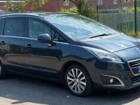 Used Peugeot 5008 Allure 163 HP (119 kW) 2015 Blue MPV